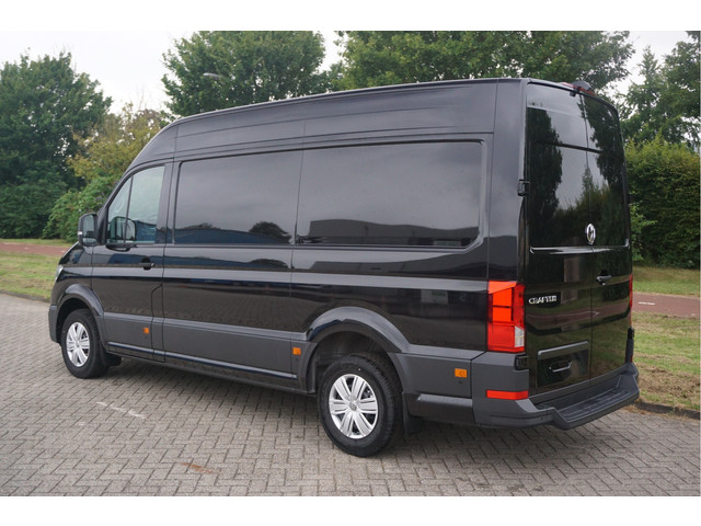 Volkswagen Crafter 35 177PK L3H3 AUT BPM VRIJ!! Airco, Navi, Camera, Gev. Stoel, Alarm, LED!! NR. 937