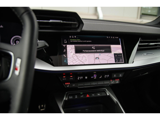 Audi A3 Sportback 40 TFSI e PHEV S Edition S-line 204pk S-Tronic! Panoramadak|Virtual Cockpit|Kuipstoelen elektrisch|Matrix|Black