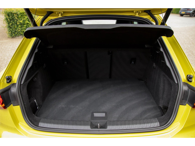 Audi A3 Sportback 40 TFSI e PHEV S Edition S-line 204pk S-Tronic! Panoramadak|Virtual Cockpit|Kuipstoelen elektrisch|Matrix|Black