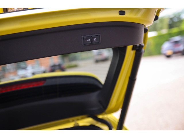 Audi A3 Sportback 40 TFSI e PHEV S Edition S-line 204pk S-Tronic! Panoramadak|Virtual Cockpit|Kuipstoelen elektrisch|Matrix|Black