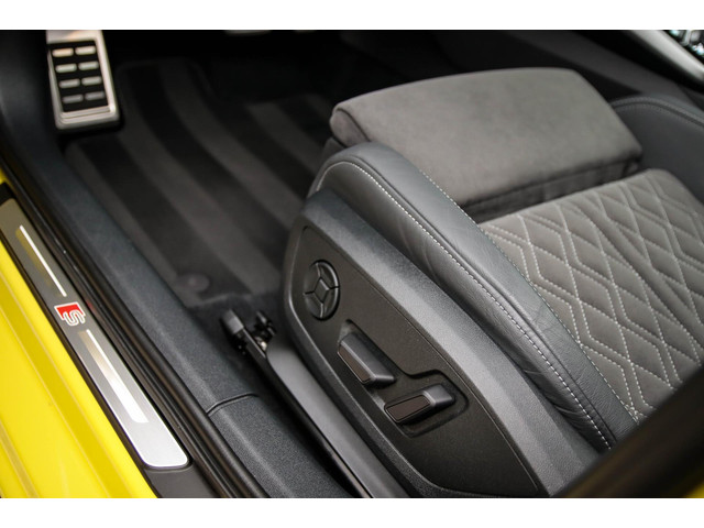 Audi A3 Sportback 40 TFSI e PHEV S Edition S-line 204pk S-Tronic! Panoramadak|Virtual Cockpit|Kuipstoelen elektrisch|Matrix|Black