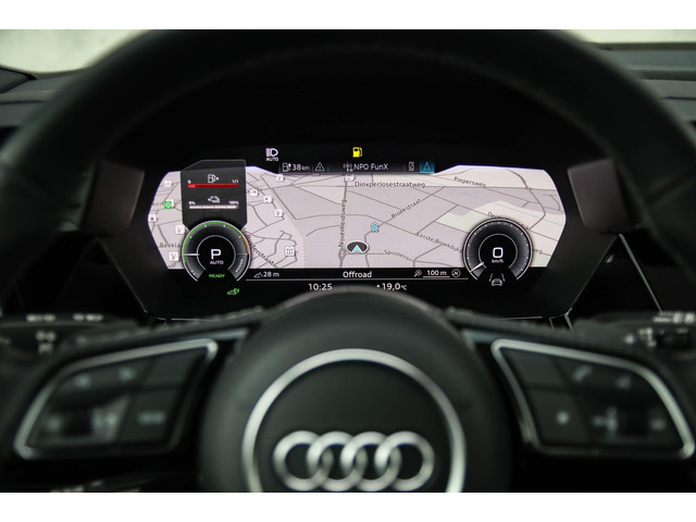 Audi A3 Sportback 40 TFSI e PHEV S Edition S-line 204pk S-Tronic! Panoramadak|Virtual Cockpit|Kuipstoelen elektrisch|Matrix|Black