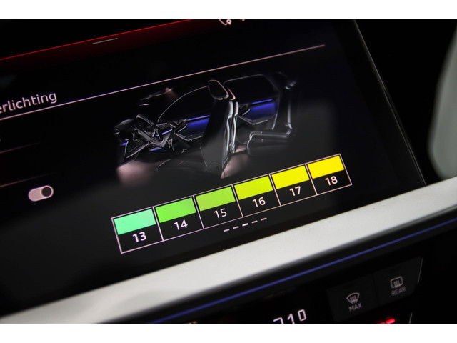 Audi A3 Sportback 40 TFSI e PHEV S Edition S-line 204pk S-Tronic! Panoramadak|Virtual Cockpit|Kuipstoelen elektrisch|Matrix|Black