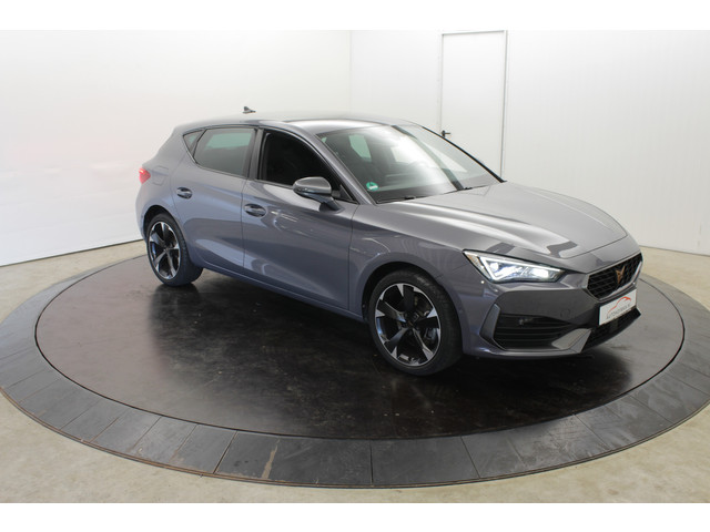 cupra-leon-245pk-vz-phev-camera-virtual-navi-winterpack