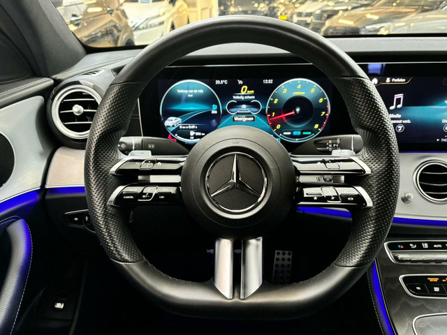 Mercedes-Benz E-Klasse E200e AMG Aut*Led*Navi*Ambiant*Leder*360