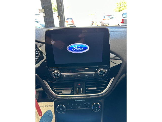 Ford Fiesta 1.0 EcoBoost Hybrid Titanium INC 1 JAAR GARANTIE !!