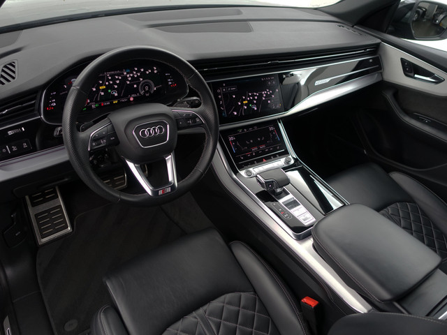 Audi Q8 55 TFSI e Quattro S Competition Aut- Panoramadak, Design Leder, Bang Olufsen, Head Up, Sfeerverlichting, Memory, CarPlay