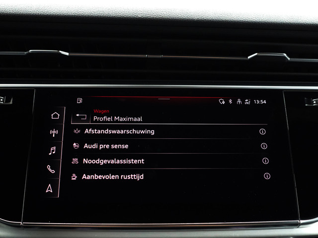 Audi Q8 55 TFSI e Quattro S Competition Aut- Panoramadak, Design Leder, Bang Olufsen, Head Up, Sfeerverlichting, Memory, CarPlay