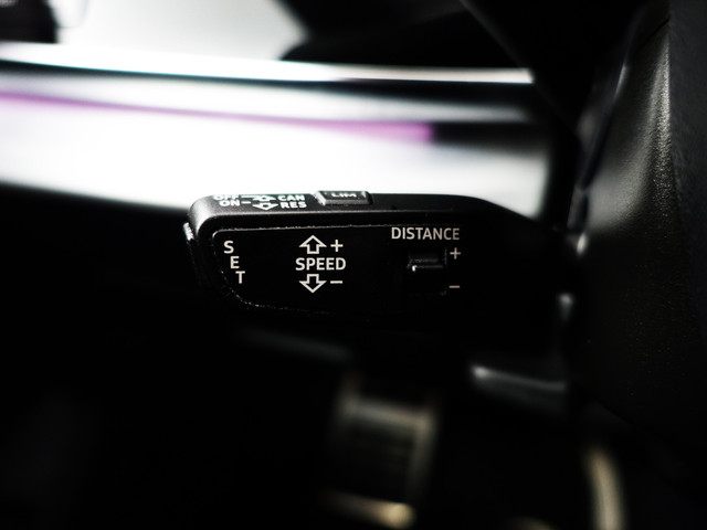 Audi Q8 55 TFSI e Quattro S Competition Aut- Panoramadak, Design Leder, Bang Olufsen, Head Up, Sfeerverlichting, Memory, CarPlay