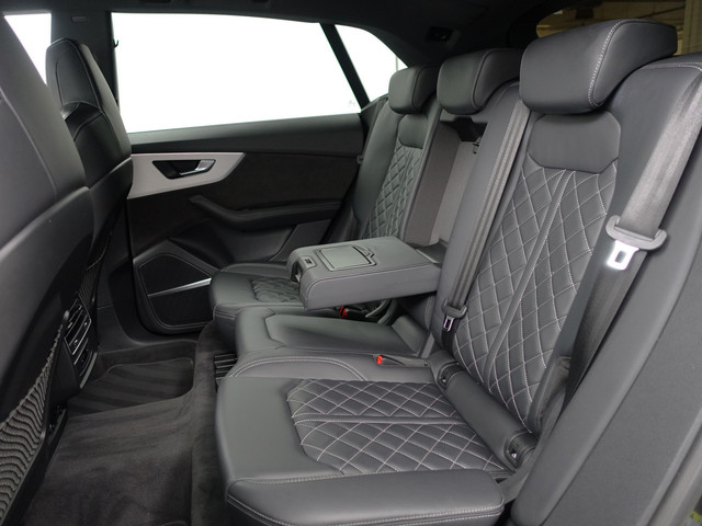 Audi Q8 55 TFSI e Quattro S Competition Aut- Panoramadak, Design Leder, Bang Olufsen, Head Up, Sfeerverlichting, Memory, CarPlay