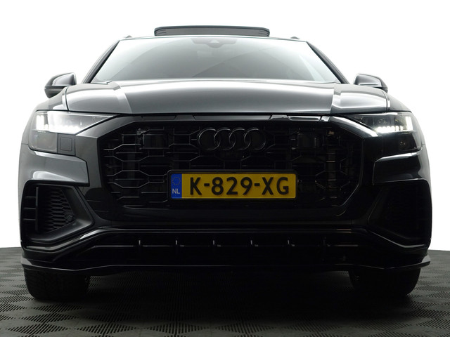 Audi Q8 55 TFSI e Quattro S Competition Aut- Panoramadak, Design Leder, Bang Olufsen, Head Up, Sfeerverlichting, Memory, CarPlay