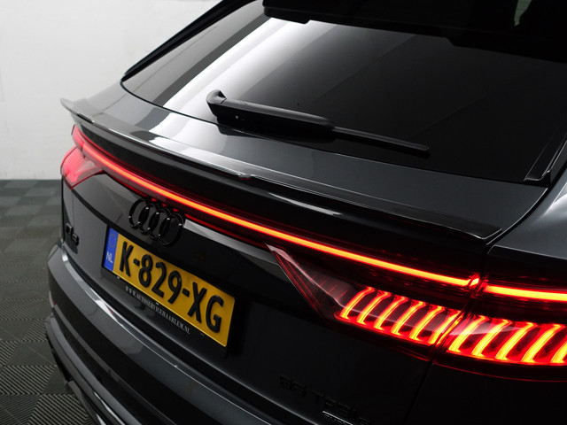Audi Q8 55 TFSI e Quattro S Competition Aut- Panoramadak, Design Leder, Bang Olufsen, Head Up, Sfeerverlichting, Memory, CarPlay