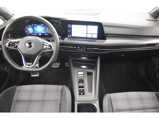 Volkswagen Golf GTE 245Pk SOH 93% Trekhaak Panodak Camera Stuur Stoel Verwarming Parelmoer lak