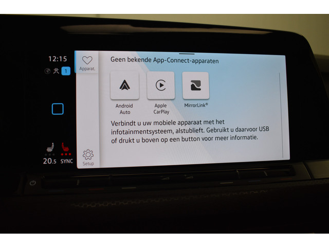 Volkswagen Golf GTE 245Pk SOH 93% Trekhaak Panodak Camera Stuur Stoel Verwarming Parelmoer lak