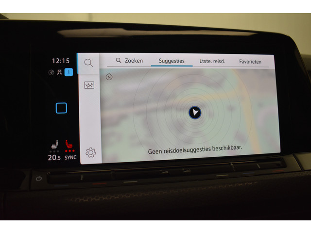 Volkswagen Golf GTE 245Pk SOH 93% Trekhaak Panodak Camera Stuur Stoel Verwarming Parelmoer lak