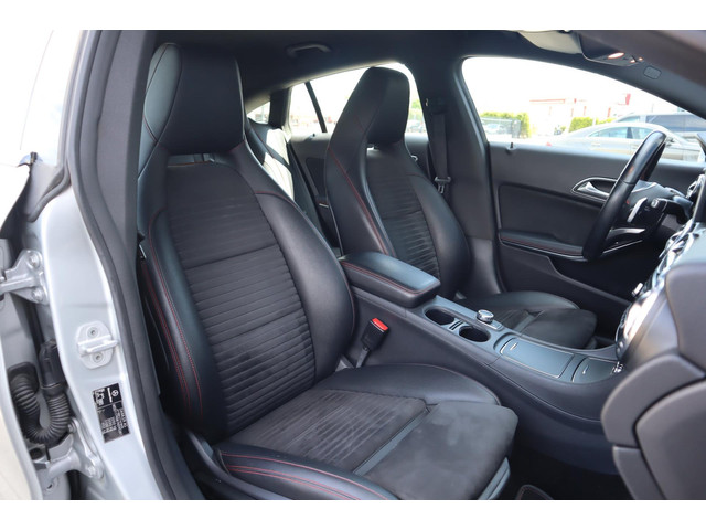 Mercedes-Benz CLA Shooting Brake 200d AMG Airco, Trekhaak, Camera, Stoelverwarming