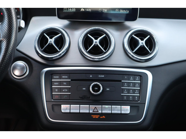 Mercedes-Benz CLA Shooting Brake 200d AMG Airco, Trekhaak, Camera, Stoelverwarming