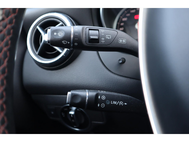 Mercedes-Benz CLA Shooting Brake 200d AMG Airco, Trekhaak, Camera, Stoelverwarming