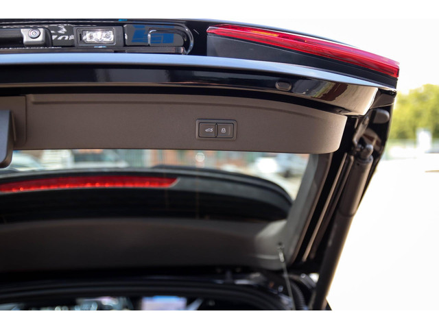 Audi A3 Sportback 40 TFSI e PHEV S Edition S-line 204pk S-Tronic! 1e|Panoramadak|Virtual Cockpit|Leder elektrisch|LED Matrix|Black