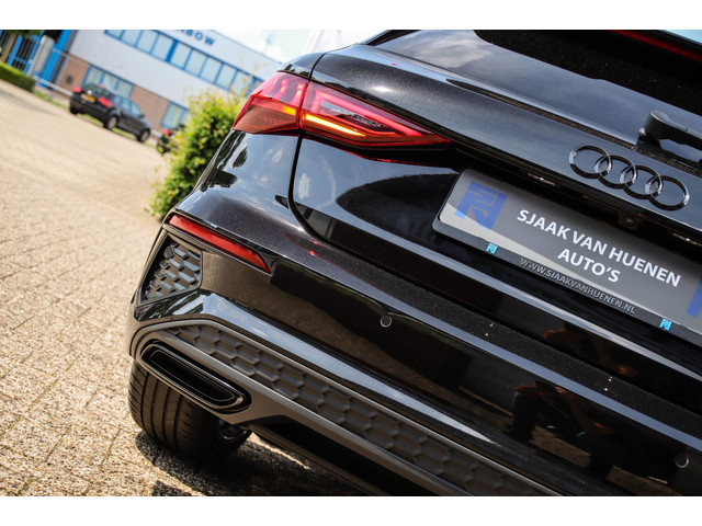 Audi A3 Sportback 40 TFSI e PHEV S Edition S-line 204pk S-Tronic! 1e|Panoramadak|Virtual Cockpit|Leder elektrisch|LED Matrix|Black