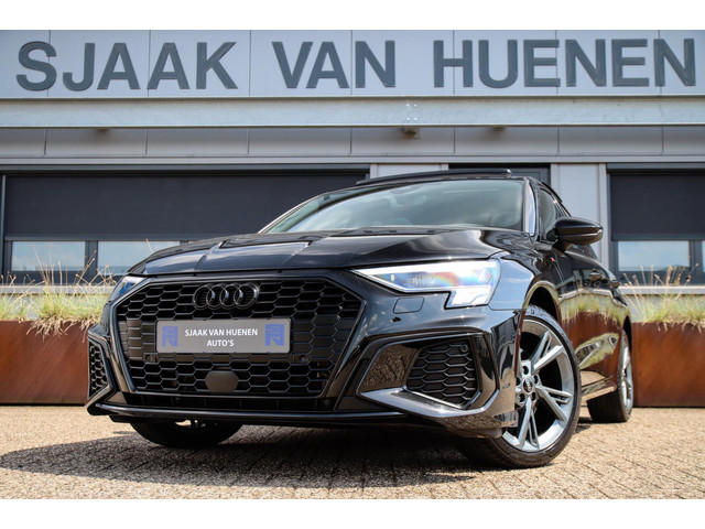 Audi A3 Sportback 40 TFSI e PHEV S Edition S-line 204pk S-Tronic! 1e|Panoramadak|Virtual Cockpit|Leder elektrisch|LED Matrix|Black