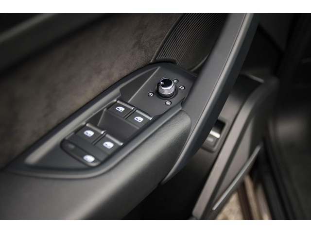 Audi Q5 50 TFSI e Quattro Competition Pro Line S S-Line 299pk Automaat! 1e|DLR|Panoramadak|Virtual Cockpit|LED Matrix|B&O|Black|22