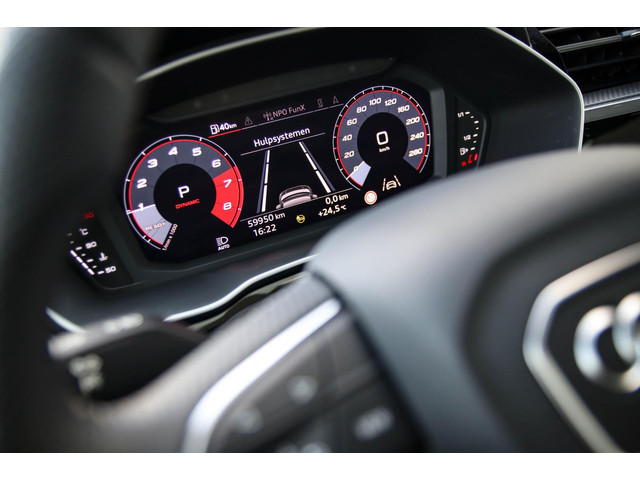 Audi Q3 Sportback 35 TFSI 1.5TFSI S Line Pro Line S 150pk S-Tronic! Panoramadak|Virtual Cockpit|LED Matrix|Leder|CarPlay|Black|20