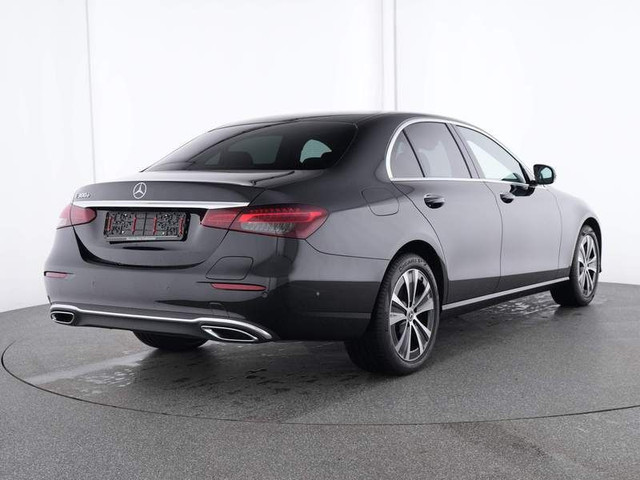 Mercedes-Benz E-Klasse 300 e Avantgarde Distronic WideScreen LED Camera