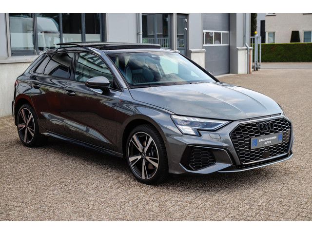 Audi A3 Sportback 40 TFSI e PHEV S Edition S-line 204pk S-Tronic! 1e|DLR|Panoramadak|Virtual Cockpit|Kuipstoelen|LED Matrix|Black