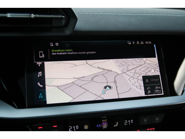 Audi A3 Sportback 40 TFSI e PHEV S Edition S-line 204pk S-Tronic! 1e|DLR|Panoramadak|Virtual Cockpit|Kuipstoelen|LED Matrix|Black