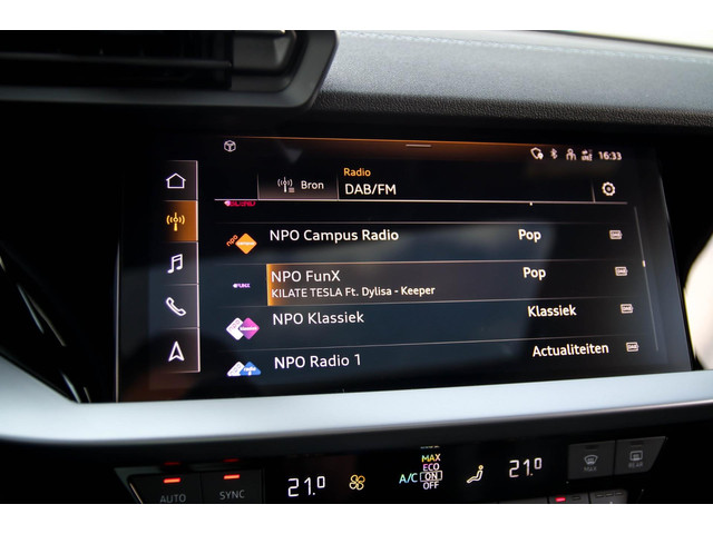 Audi A3 Sportback 40 TFSI e PHEV S Edition S-line 204pk S-Tronic! 1e|DLR|Panoramadak|Virtual Cockpit|Kuipstoelen|LED Matrix|Black