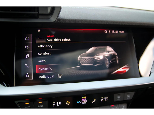 Audi A3 Sportback 40 TFSI e PHEV S Edition S-line 204pk S-Tronic! 1e|DLR|Panoramadak|Virtual Cockpit|Kuipstoelen|LED Matrix|Black