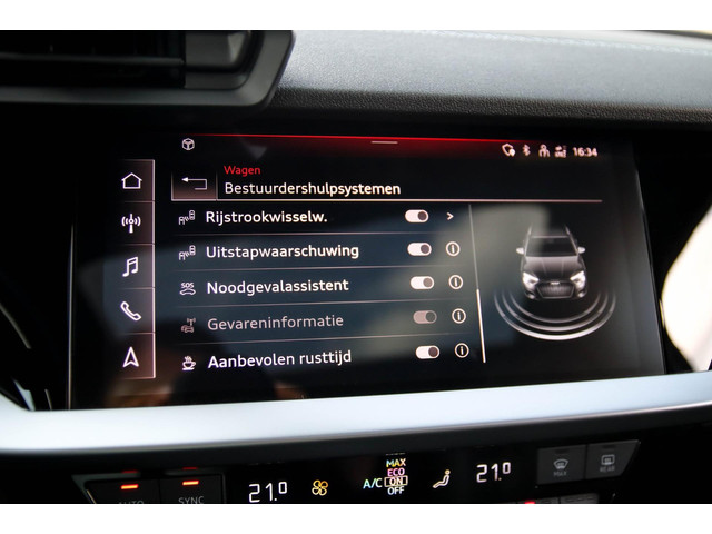 Audi A3 Sportback 40 TFSI e PHEV S Edition S-line 204pk S-Tronic! 1e|DLR|Panoramadak|Virtual Cockpit|Kuipstoelen|LED Matrix|Black