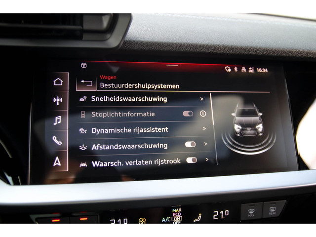 Audi A3 Sportback 40 TFSI e PHEV S Edition S-line 204pk S-Tronic! 1e|DLR|Panoramadak|Virtual Cockpit|Kuipstoelen|LED Matrix|Black