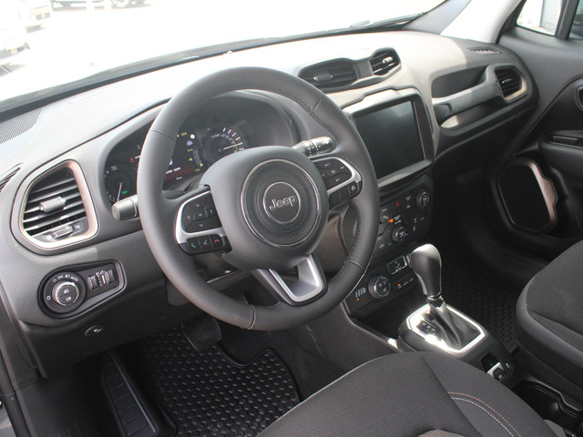 Jeep Renegade 4xe 240 Plug-in Hybrid Electric New Upland | Clima | Apple Carplay | Adapt. Cruise | Dakrails | Priv. Glass | LED | Navi | 17 |