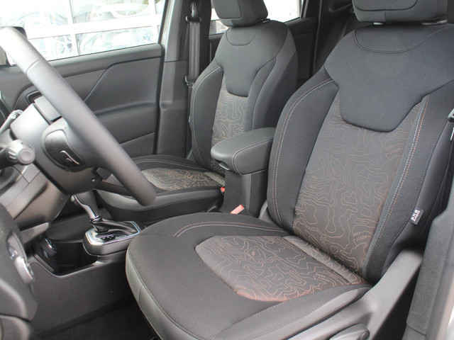 Jeep Renegade 4xe 240 Plug-in Hybrid Electric New Upland | Clima | Apple Carplay | Adapt. Cruise | Dakrails | Priv. Glass | LED | Navi | 17 |