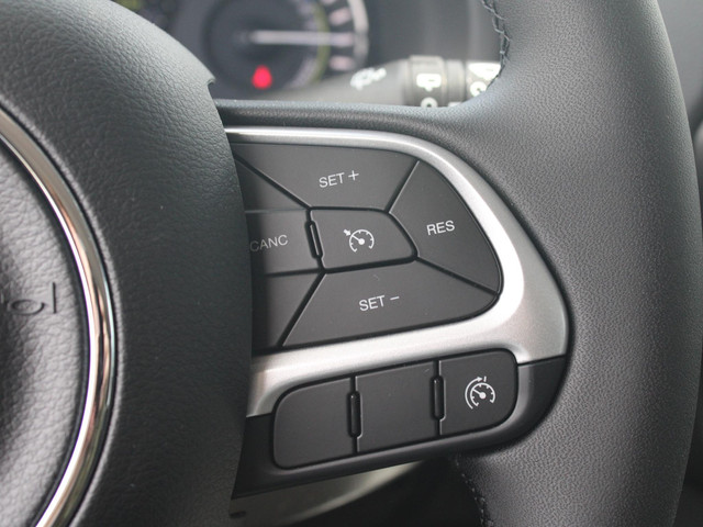 Jeep Renegade 4xe 240 Plug-in Hybrid Electric New Upland | Clima | Apple Carplay | Adapt. Cruise | Dakrails | Priv. Glass | LED | Navi | 17 |