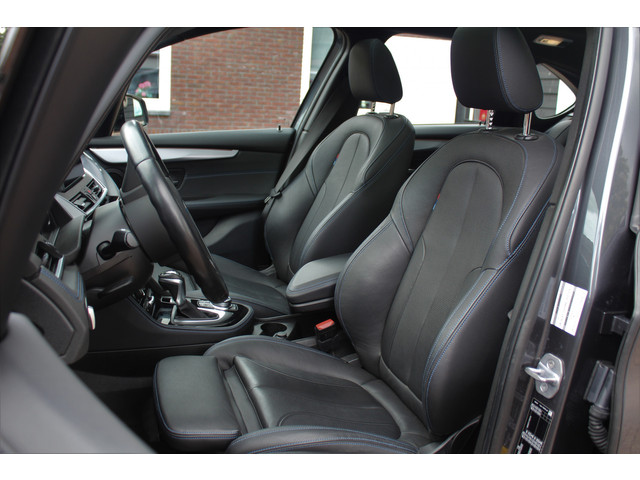 BMW 2 Serie Active Tourer 225xe M iPerformance High Executive - Cruise, Elek verw. voorstoelen, Airco, Navi, Pano!
