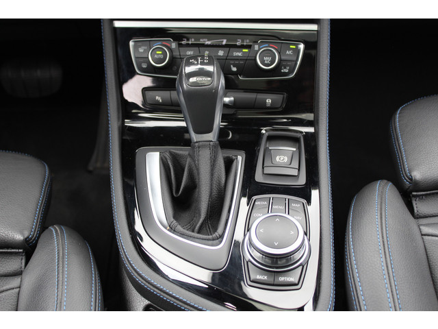BMW 2 Serie Active Tourer 225xe M iPerformance High Executive - Cruise, Elek verw. voorstoelen, Airco, Navi, Pano!