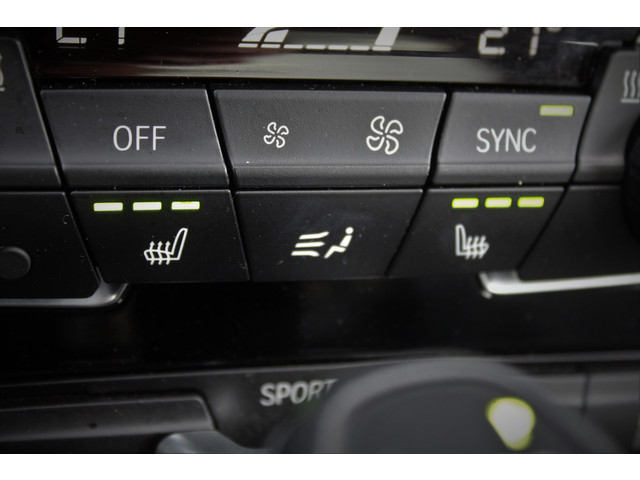 BMW 2 Serie Active Tourer 225xe M iPerformance High Executive - Cruise, Elek verw. voorstoelen, Airco, Navi, Pano!