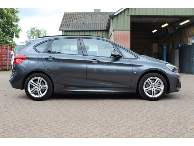 BMW 2 Serie Active Tourer 225xe M iPerformance High Executive - Cruise, Elek verw. voorstoelen, Airco, Navi, Pano!