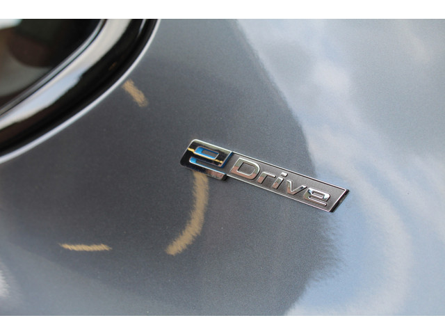 BMW 2 Serie Active Tourer 225xe M iPerformance High Executive - Cruise, Elek verw. voorstoelen, Airco, Navi, Pano!