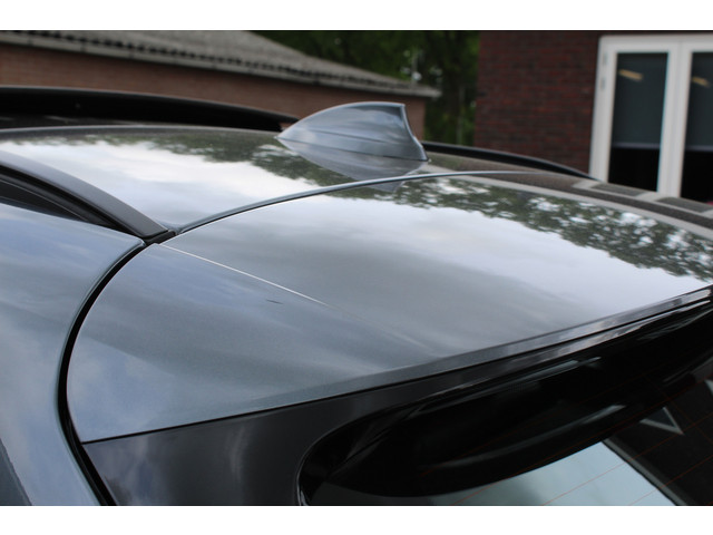 BMW 2 Serie Active Tourer 225xe M iPerformance High Executive - Cruise, Elek verw. voorstoelen, Airco, Navi, Pano!