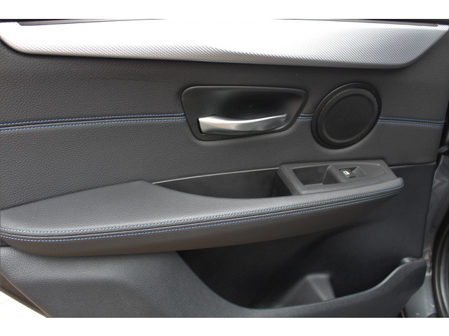 BMW 2 Serie Active Tourer 225xe M iPerformance High Executive - Cruise, Elek verw. voorstoelen, Airco, Navi, Pano!