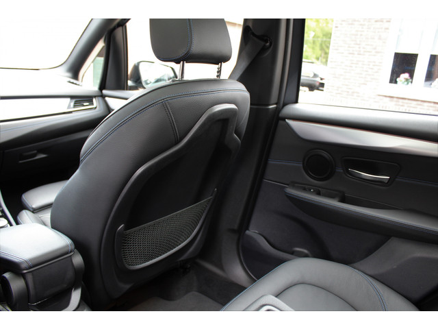 BMW 2 Serie Active Tourer 225xe M iPerformance High Executive - Cruise, Elek verw. voorstoelen, Airco, Navi, Pano!