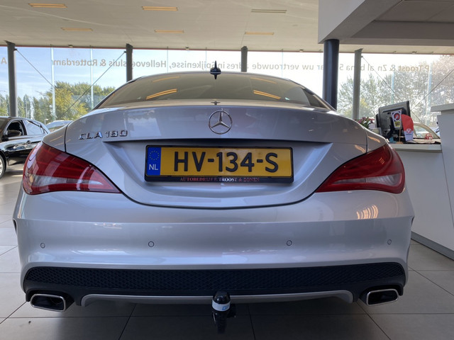 Mercedes-Benz CLA 180 Ambition,AMG Line,Automaat,Navigatie,Parkeerassistent,Trekhaak,Half Leder Alcantara,Climate&Cruisecontrol,Keyless Entry,Blue