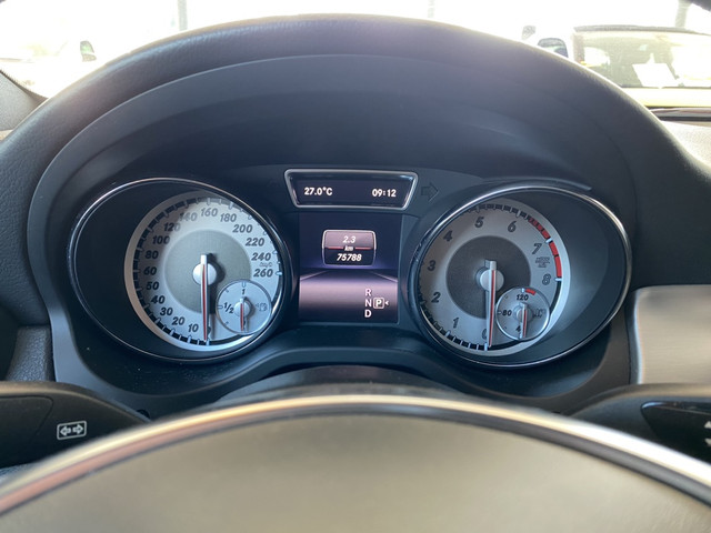 Mercedes-Benz CLA 180 Ambition,AMG Line,Automaat,Navigatie,Parkeerassistent,Trekhaak,Half Leder Alcantara,Climate&Cruisecontrol,Keyless Entry,Blue