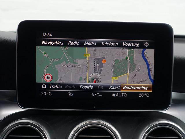 Mercedes-Benz GLC 220 d 4MATIC AMG Premium Plus Aut- Panoramadak, 360 Camera, Sfeerverlichting, Ada Cruise, Elek Trekhaak, Leder Sport Interieur