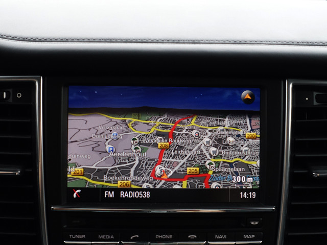 Porsche Panamera 3.0 4S Executive- Sport Chrono, Schuifdak, Soft Close, Stoelventilatie, Bose Audio, 360 Camera