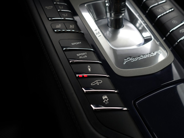 Porsche Panamera 3.0 4S Executive- Sport Chrono, Schuifdak, Soft Close, Stoelventilatie, Bose Audio, 360 Camera